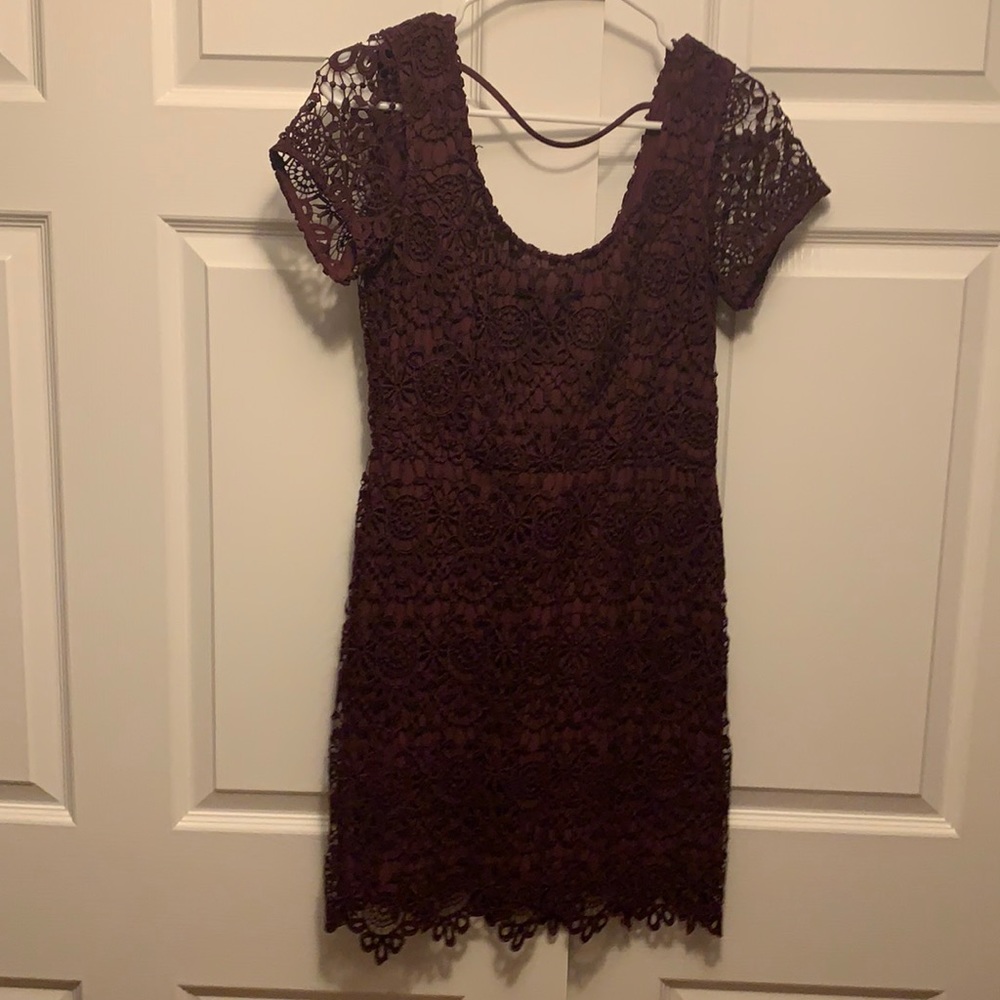 Holister burgundy lace midi dress